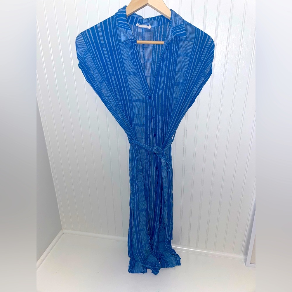 Stretchy women’s light dress
